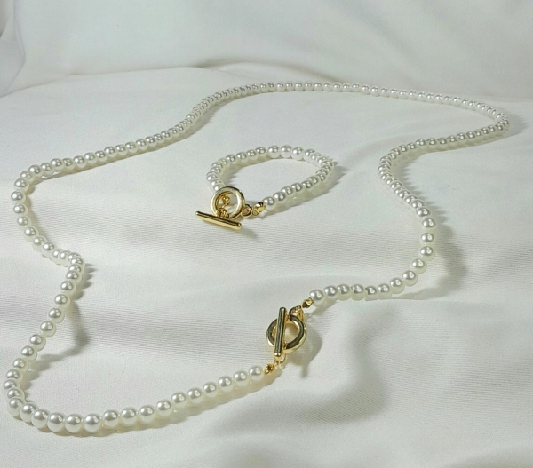 CONJUNTO COLAR E PULSEIRA PÉROLA
