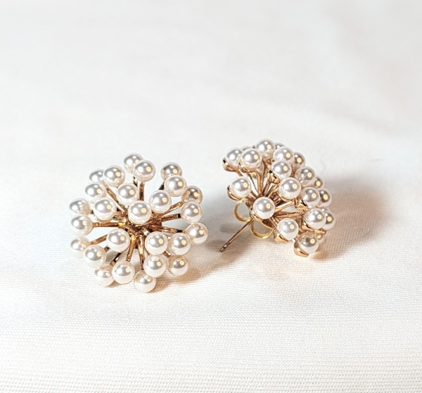 BRINCO FLOR PÉROLA