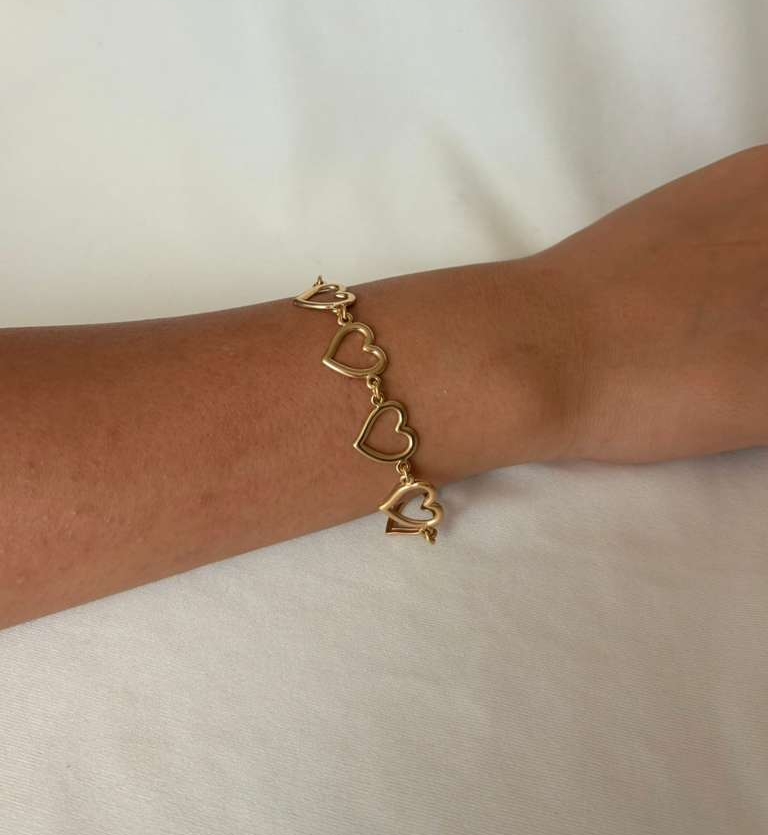 PULSEIRA CORAÇÃO VAZADO